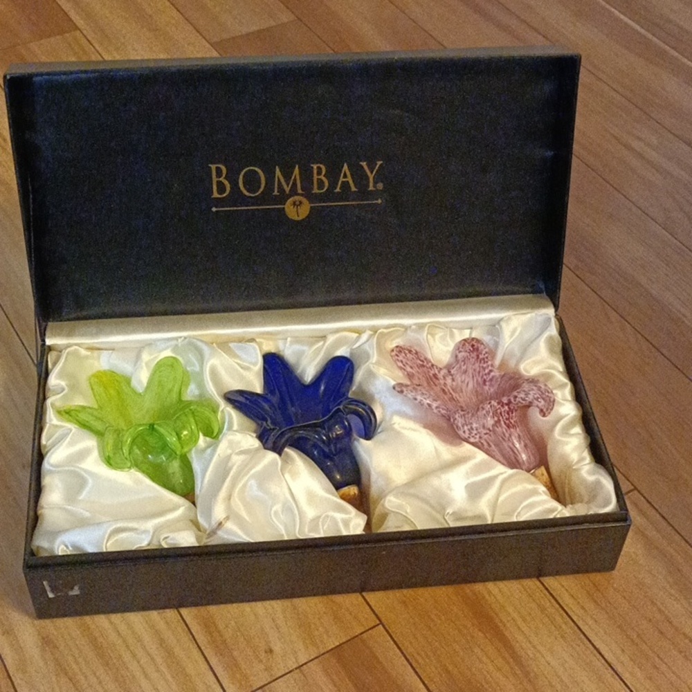 Bombay Floral Glass Wine Stoppers